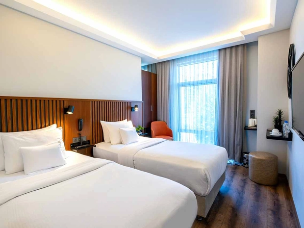 Discovery Hotel