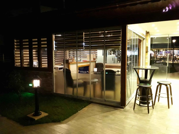 Dolphin Apart Hotel