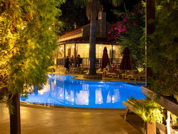 Dores Residence