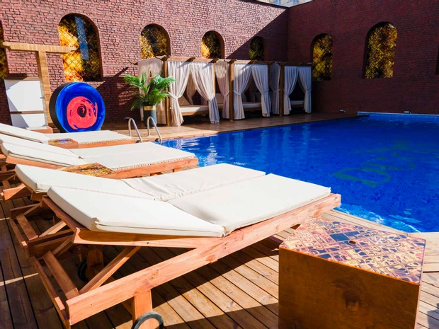 Duqqan Deluxe Hotel