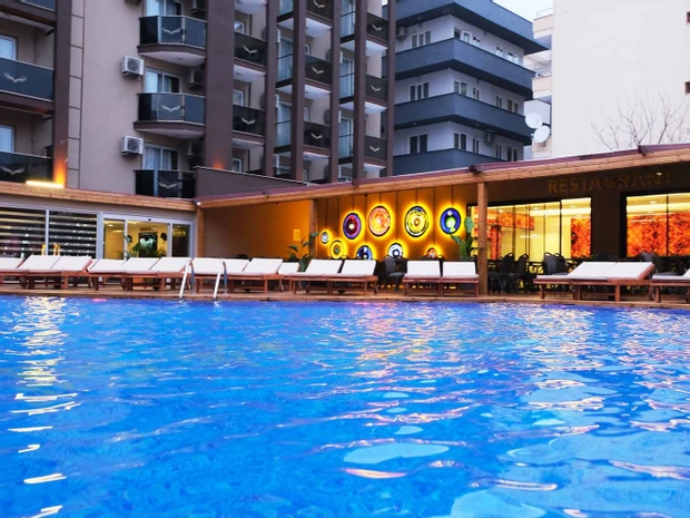 Duqqan Deluxe Hotel