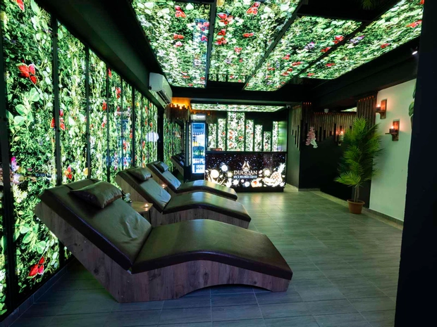 Duqqan Deluxe Hotel