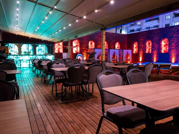 Duqqan Deluxe Hotel