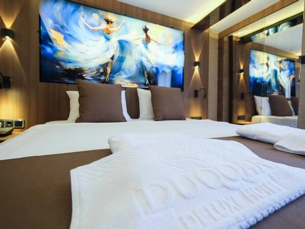 Duqqan Deluxe Hotel