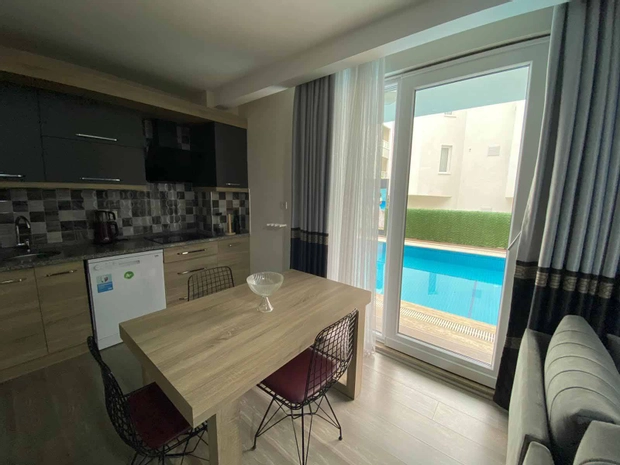 Elanis Suites Hotel