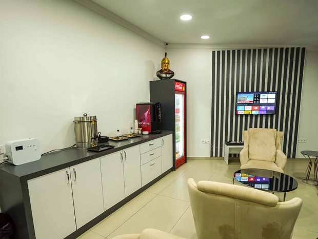 Elea Premium Stay