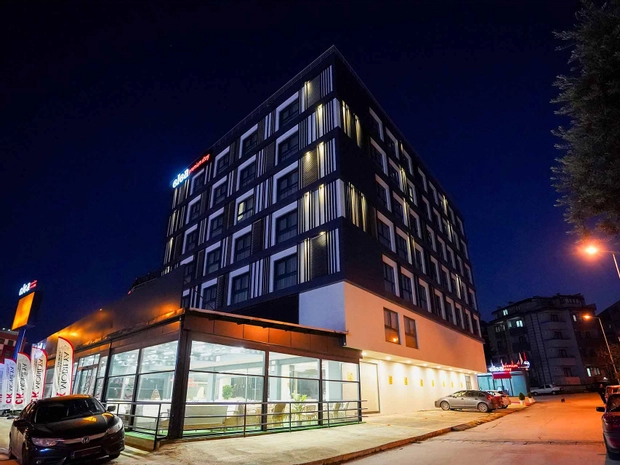 Elea Premium Stay