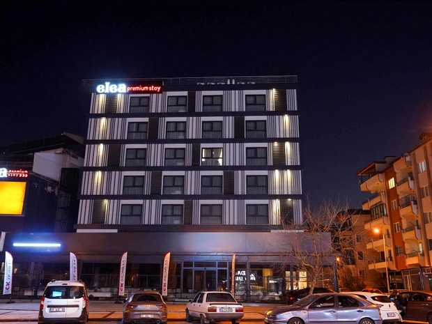Elea Premium Stay