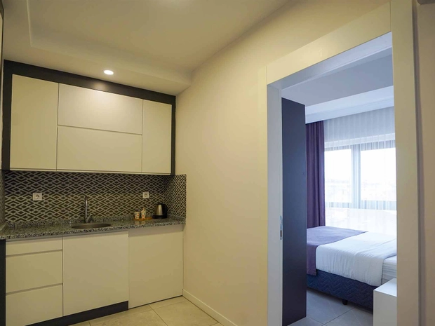Elea Premium Stay