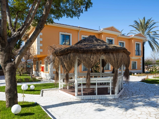 Ema Houses