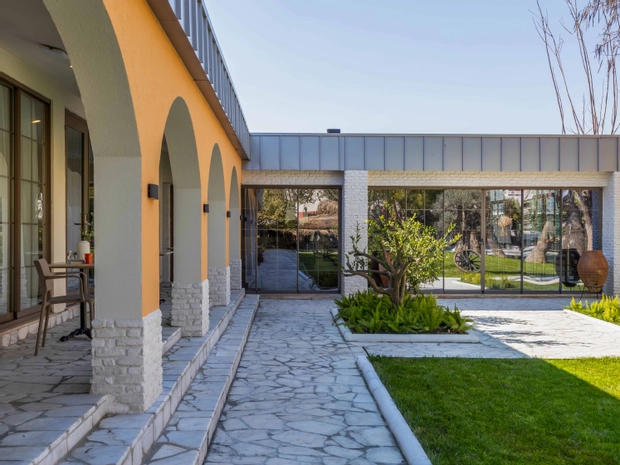 Ema Houses