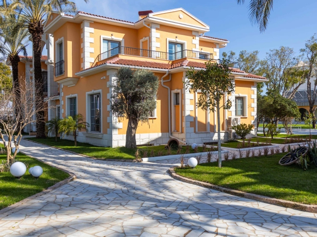 Ema Houses