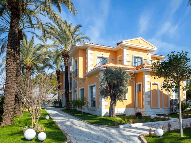 Ema Houses