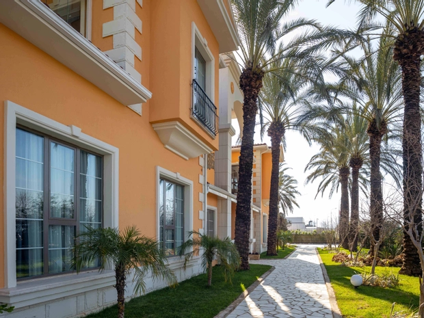 Ema Houses