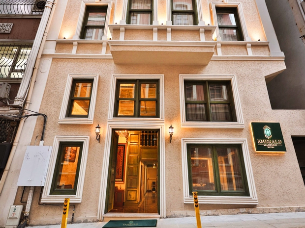 Emerald Mansion Hotel 