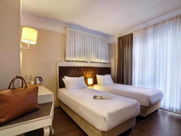 Faros Hotel Old City