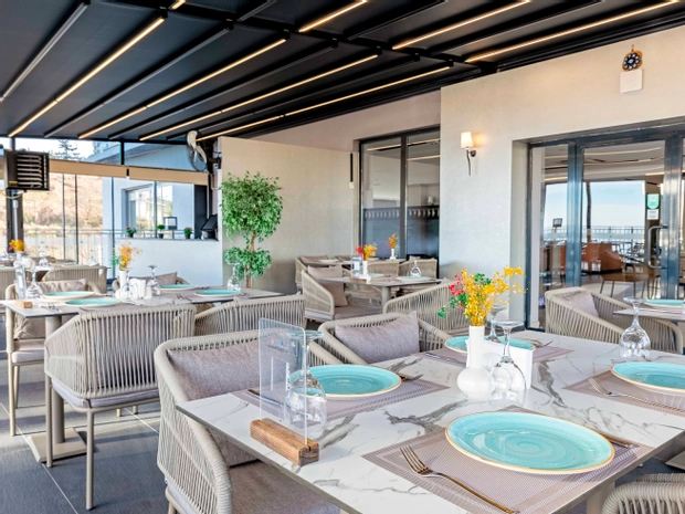 First Joy Hotel