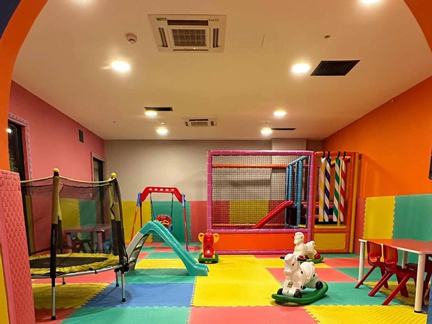 First Joy Hotel