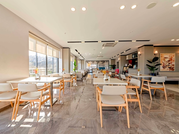 First Joy Hotel