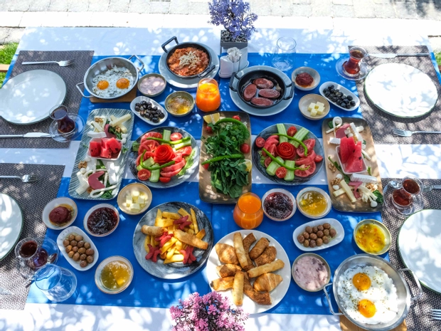 Gargaron Beach Hotel