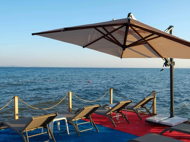 Gargaron Beach Hotel