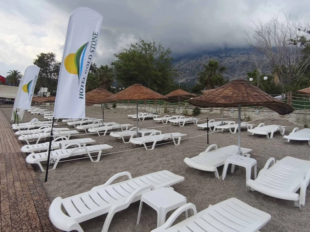 Gold Stone Hotel