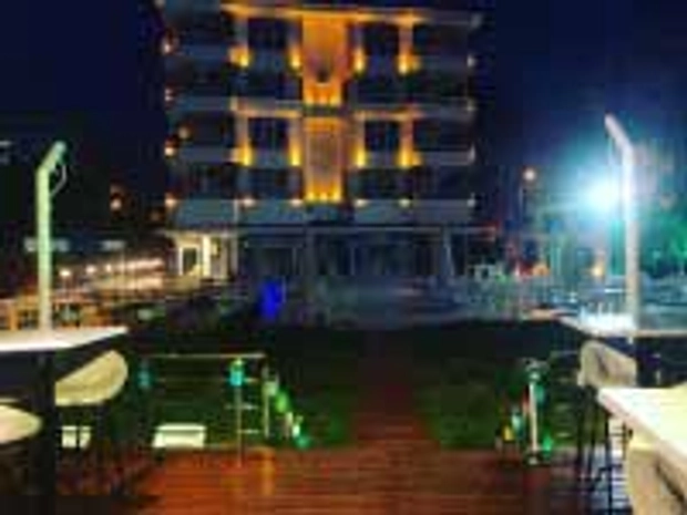 Grand Koru Otel Beach