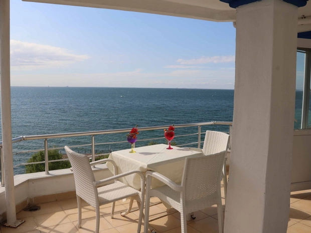 Grand Koru Otel Beach