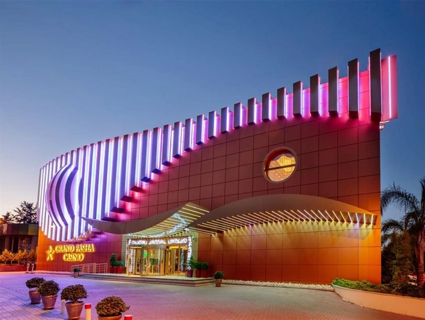 Grand Pasha Lefkoşa Hotel & Spa
