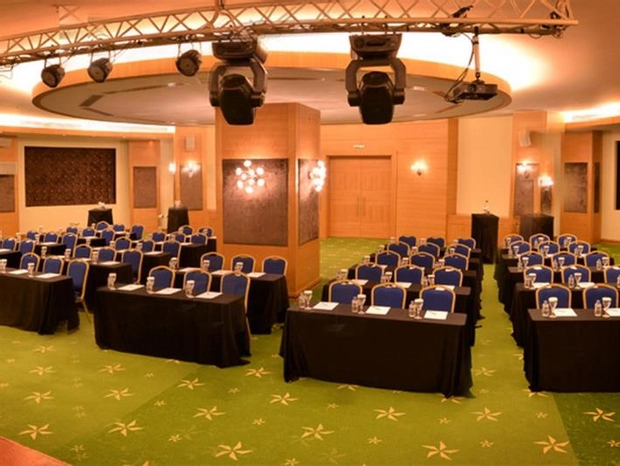 Konferans Salonu