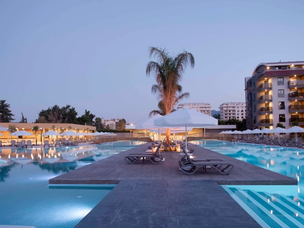 Green Garden Resort & Spa Hotel