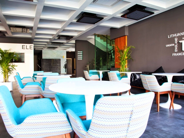 Green Garden Suit Hotel