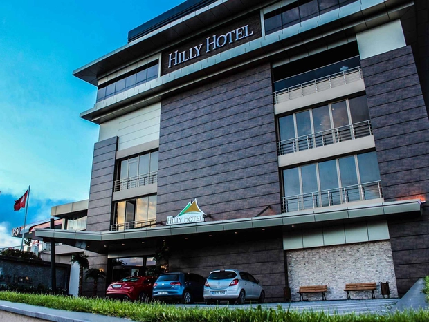Hilly Hotel