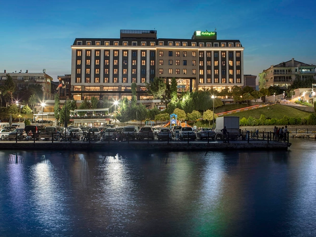 Holiday Inn İstanbul Tuzla Bay Hotel