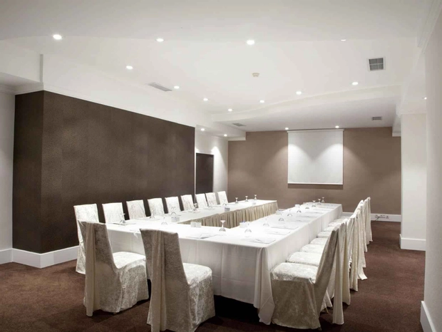 Salon Hermes