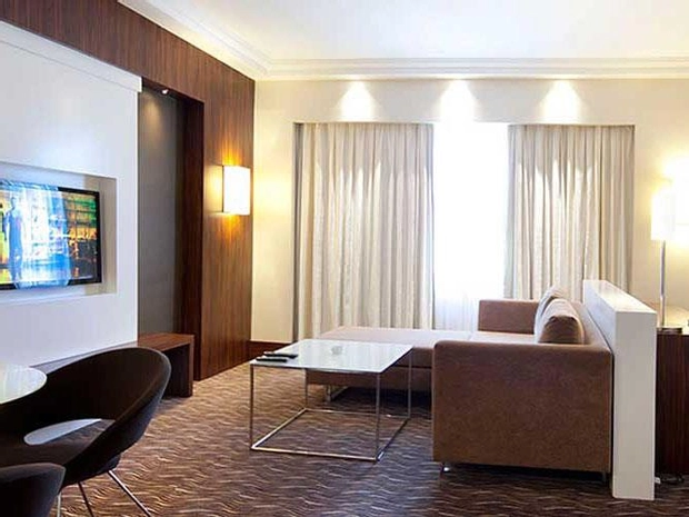 Queen Suite