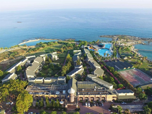 Oz Hotels İncekum Beach Resort