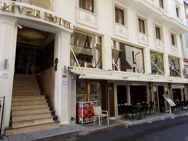 İstanbul River Hotel