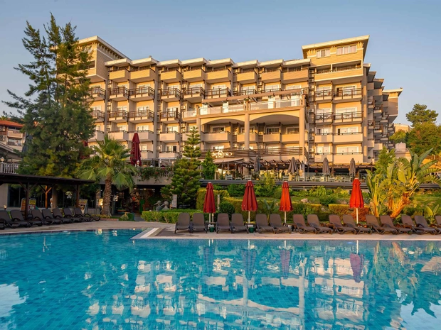 Justiniano Deluxe Resort