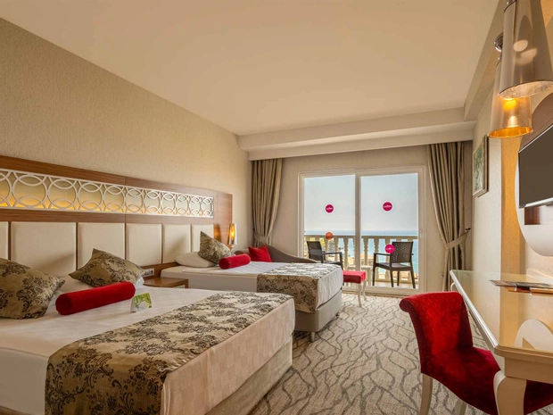 Justiniano Deluxe Resort