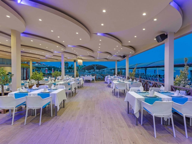 Kirman Belazur Resort & Spa