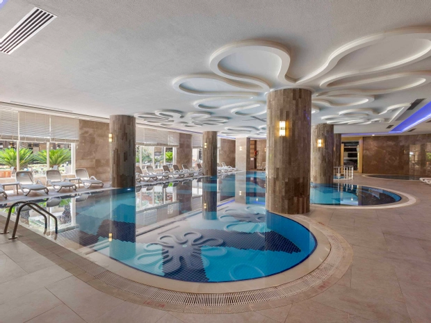 Kirman Belazur Resort & Spa