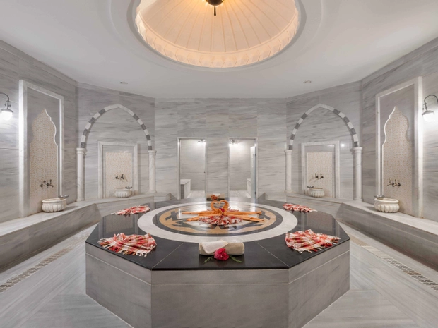 Kirman Belazur Resort & Spa
