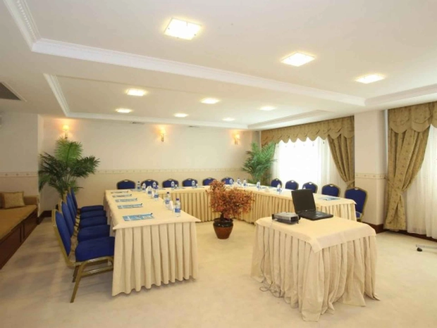 Toplantı Salonu