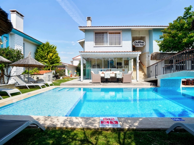 La Mira Suites Hotel Alaçatı