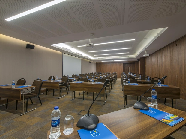 Toplantı Salonu