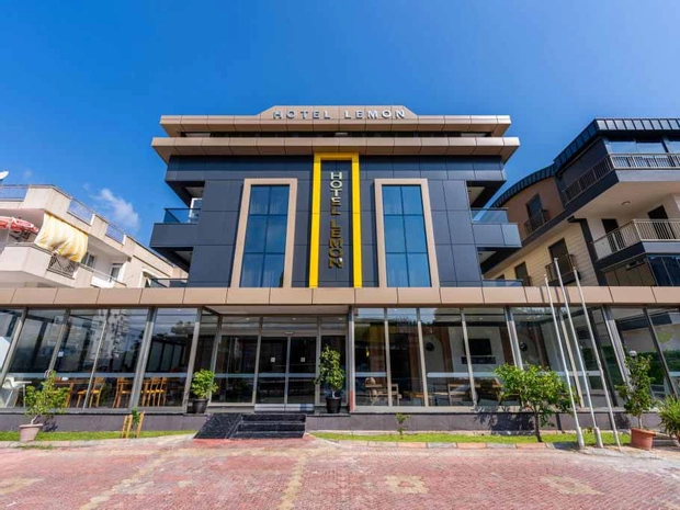 Lemon Hotel