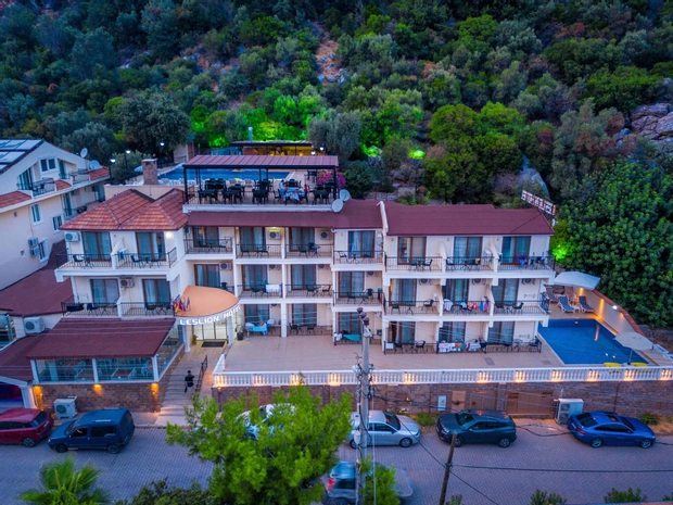 Leslion Hotel 