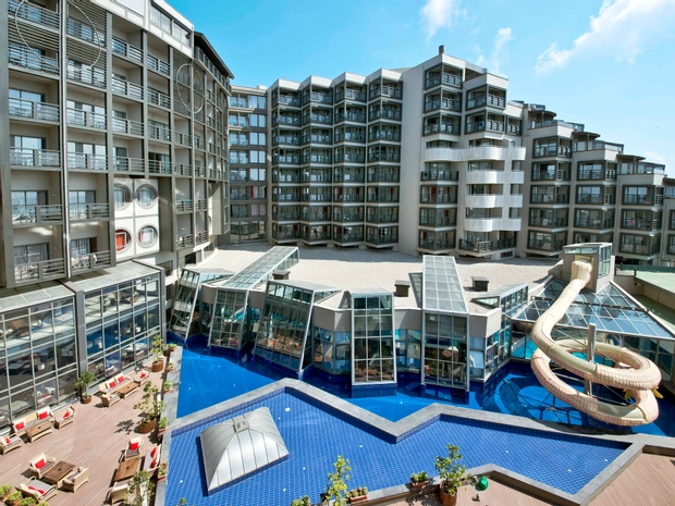 Limak Lara De Luxe Hotel & Resort