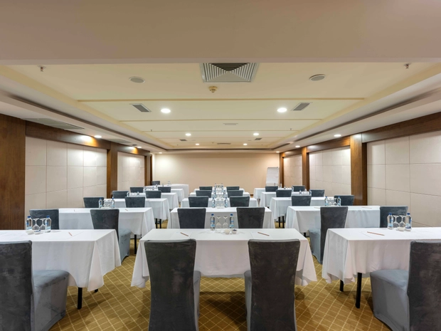 Limak Lara De Luxe Hotel & Resort